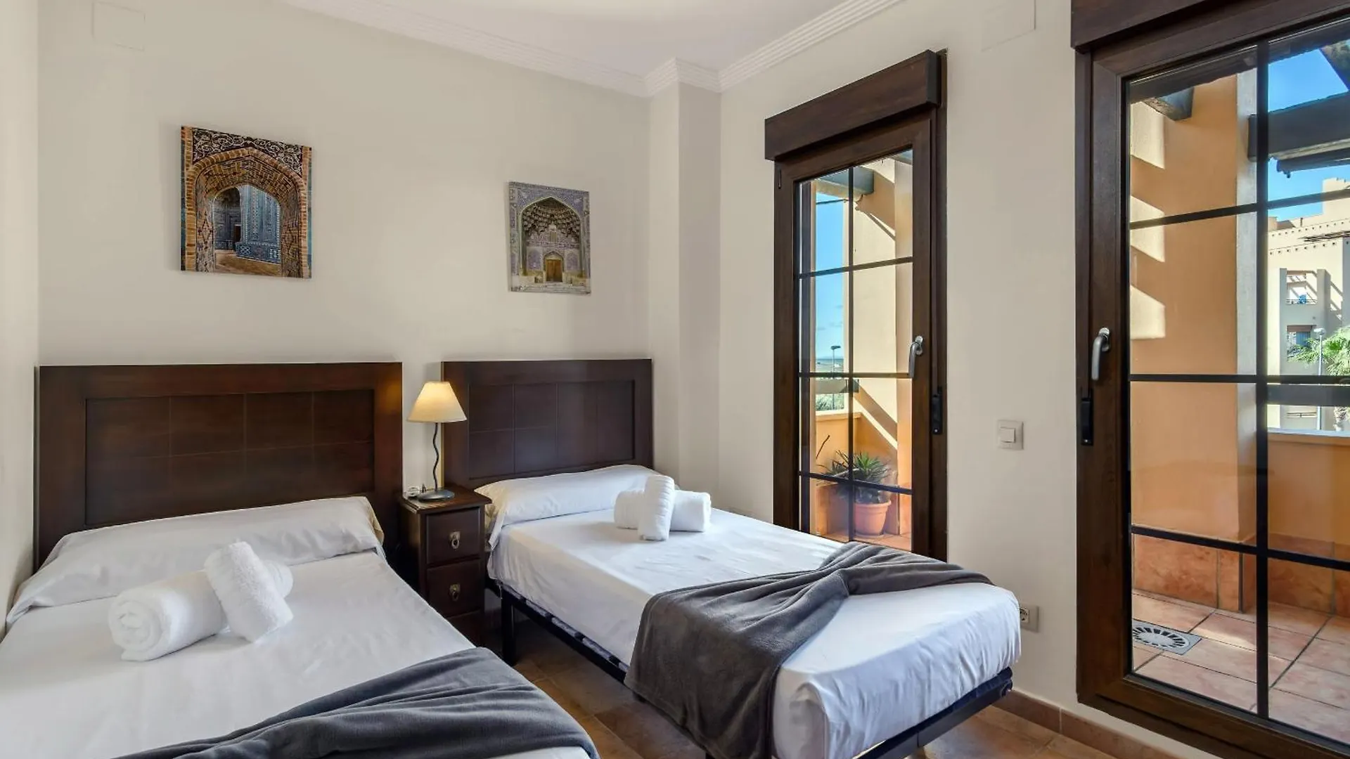 Los Albatros By H - Playa De Los Haraganes Hahb174P170 Isla Canela Spain