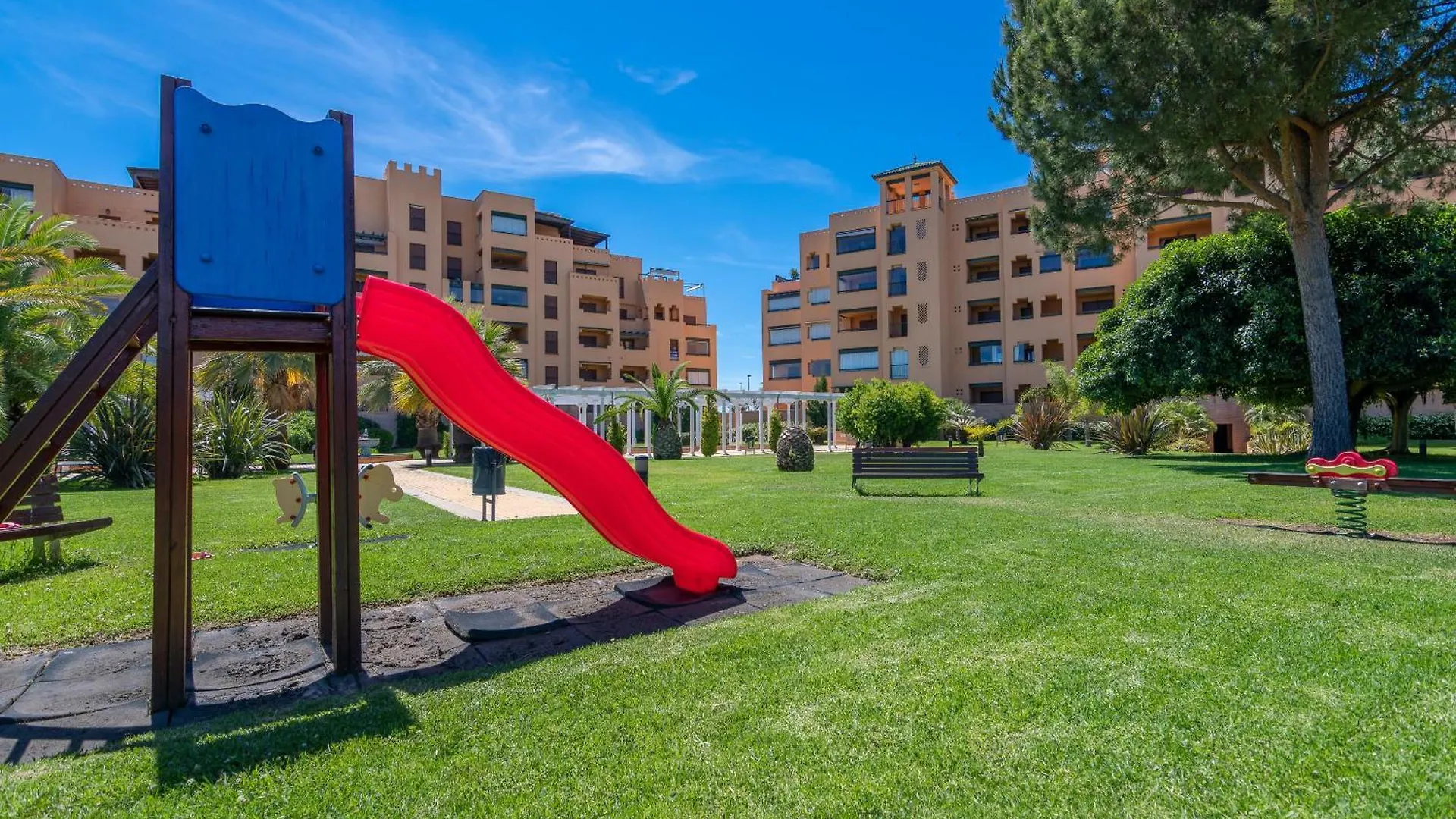 Apartment Los Albatros By H - Playa De Los Haraganes Hahb174P170 Isla Canela Spain